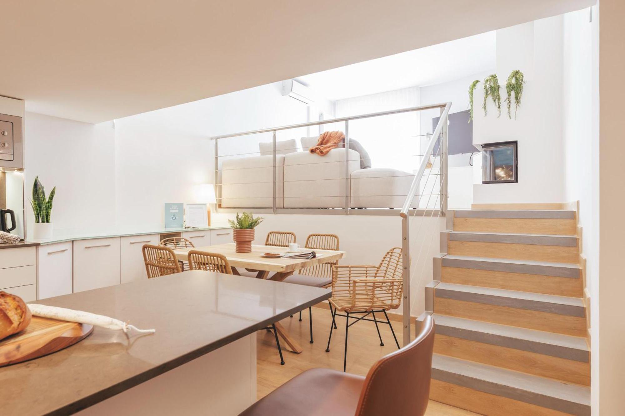 Bravissimo Hortes, 3-Bedroom Centre Apartment Χιρόνα Εξωτερικό φωτογραφία